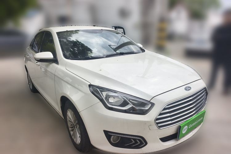 Used Ford Escort 2017 Revised Version 1.5L Manual Comfort Edition Front Right 45 Deg