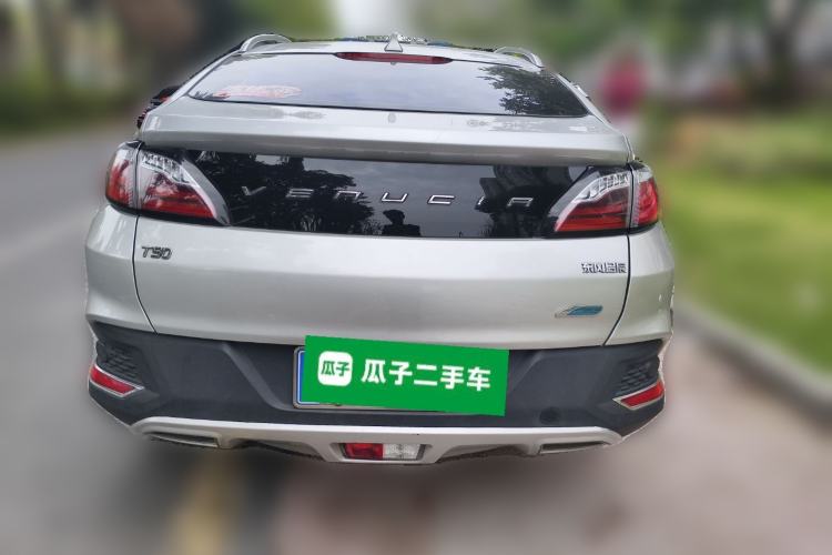Used Venucia T90 2018 2.0L CVT Smart Connect Luxury Edition China V Standard