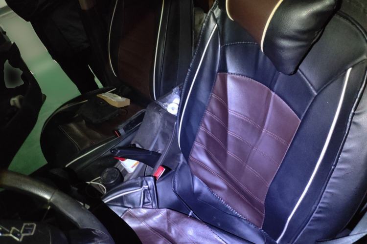 Used Wuling Rongguang V 2018 1.5L Standard Version
