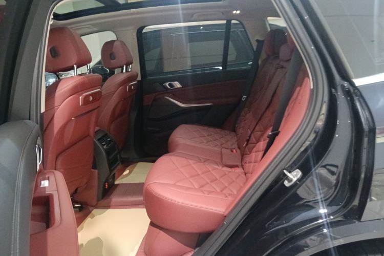 Used BMW X5 2023 xDrive 30Li M Sport Package