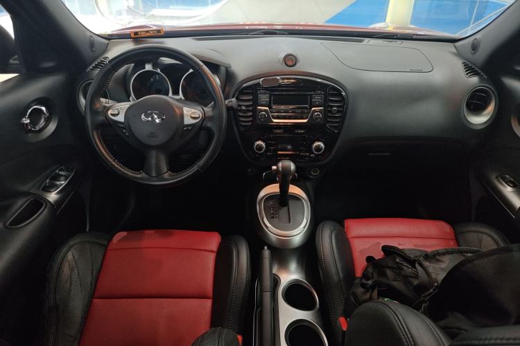 Used Infiniti ESQ 2014 1.6L Spontaneous Edition
