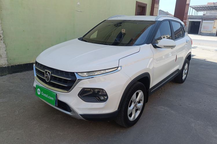 Used Baojun 510 2017 1.5L Automatic Fashion Model