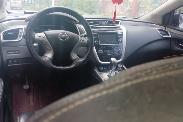 Used Nissan Murano 2015 2.5L XL Two-Wheel Drive Smart Edition Center Console