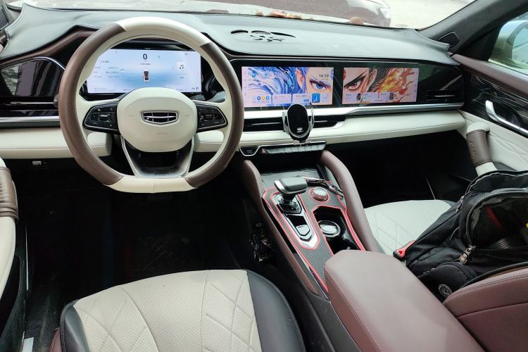 Used Geely Auto Monjaro L 2024 2.0TD High-Power Automatic Two-Wheel Drive Yunqi Version Center Console