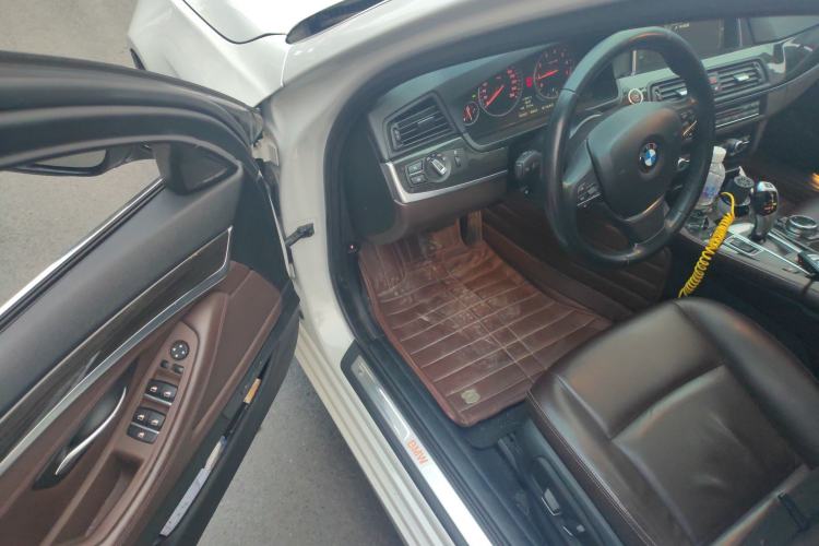 Used BMW 5 Series 2014 525Li Luxury Design Package