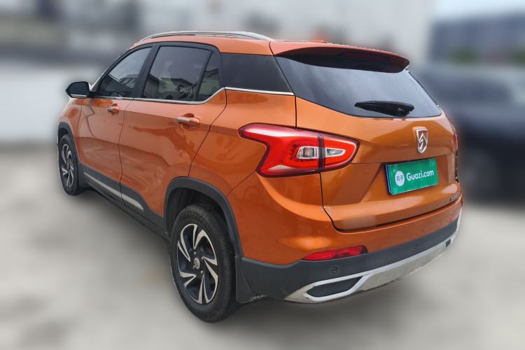 Used Baojun 510 2017 1.5L Manual Fashion Model
