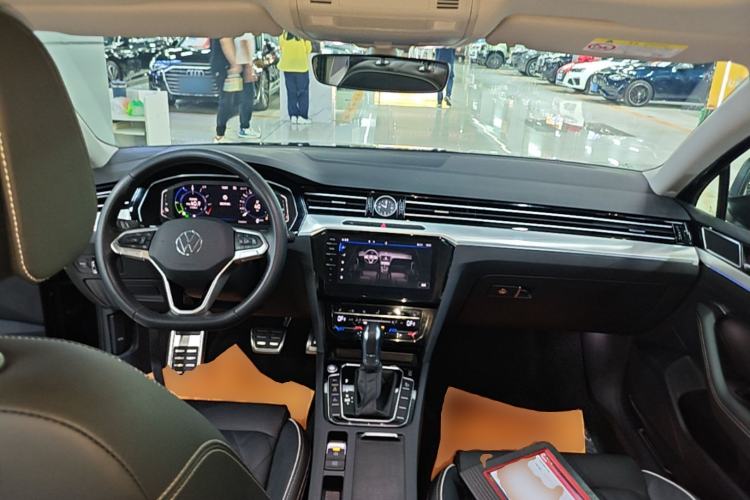 Used Volkswagen Magotan GTE Plug-in Hybrid 2022 GTE Luxury Model