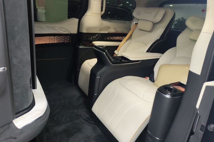 Used Zeekr 009 2024 GAC Trumpchi
