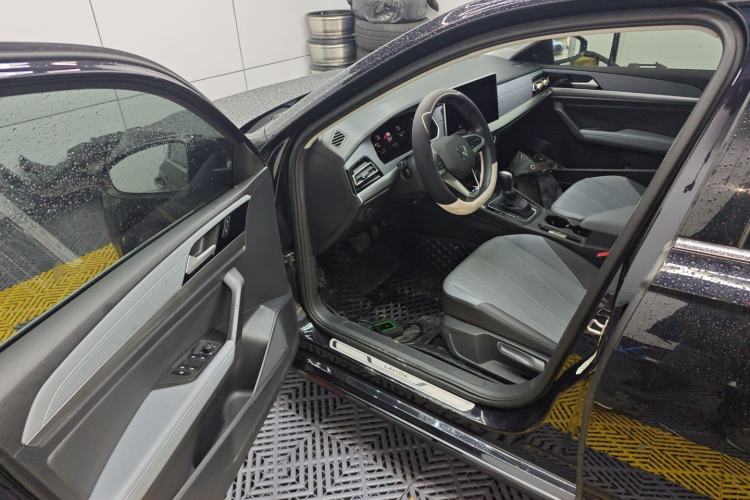 Used Volkswagen Lavida 2023 1.5L Automatic 5 Million Edition Driver Seat