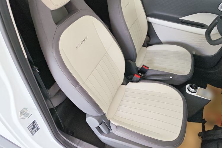 Used Geely Galaxy Panda 2024 200km Panda Rider Right Front Seat