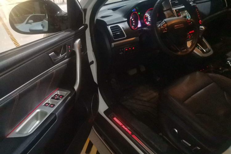 Used Haval H6 2015 Sport Edition 1.5T Automatic Two-Wheel Drive Luxury Model