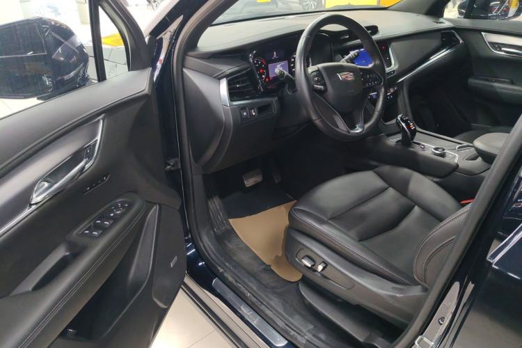 Used Cadillac XT6 2022 2.0T Six-Seater Four-Wheel-Drive Luxury Version