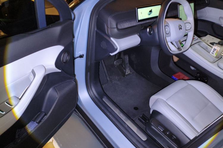 Used Nio ES6 2024 75 kWh Driver Seat