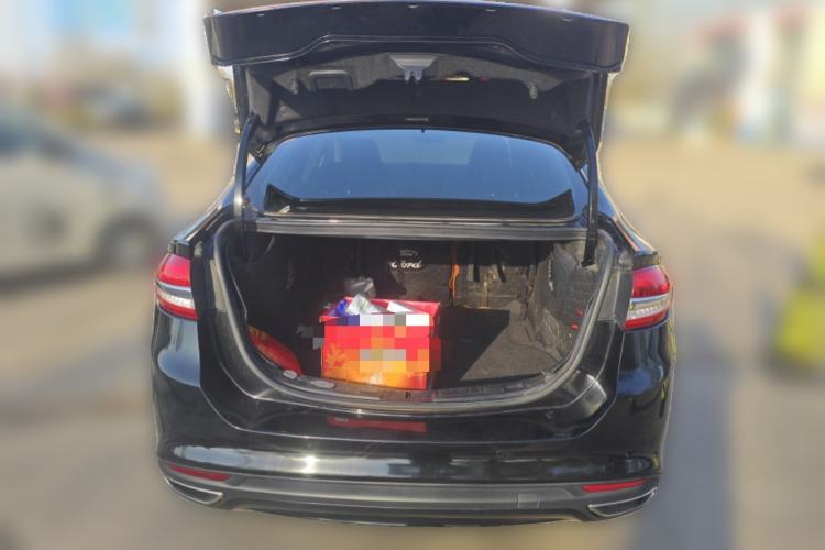 Used Ford Mondeo 2018 EcoBoost 180 Fashion Edition Trunk