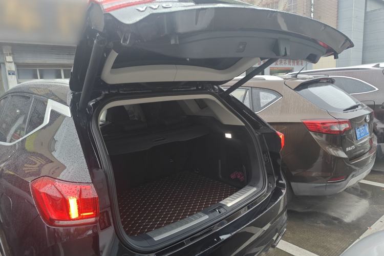 Used Wey VV6 2018 2.0T Two-Wheel-Drive Ultra-Luxury Version China V Standard Trunk