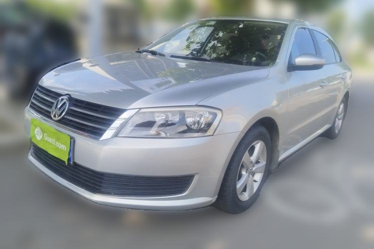 Used Volkswagen Lavida 2013 1.6L Automatic Fashion Edition