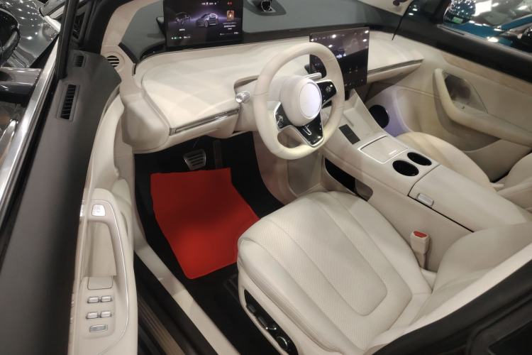 Used Hima Luxeed R7 2024 All-Electric 736 km Ultra Driver Seat