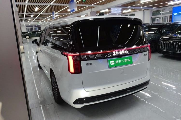 Used Zeekr 009 2022 WE Edition Rear Left 45 Deg