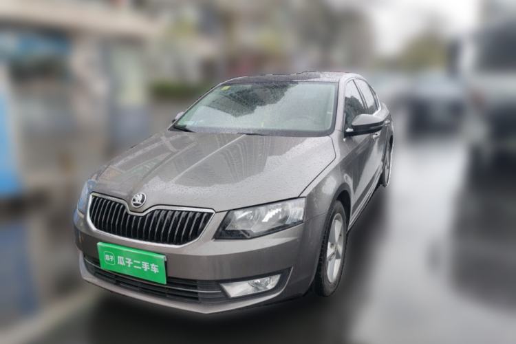 Used Skoda Octavia 2015 1.6L Manual Yijun Edition