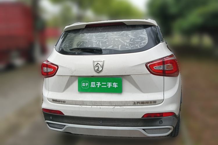 Used Baojun 510 2017 1.5L Manual Fashion Model
