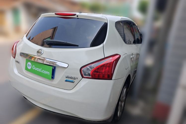 Used Nissan Tiida 2011 1.6L Manual Smart Version