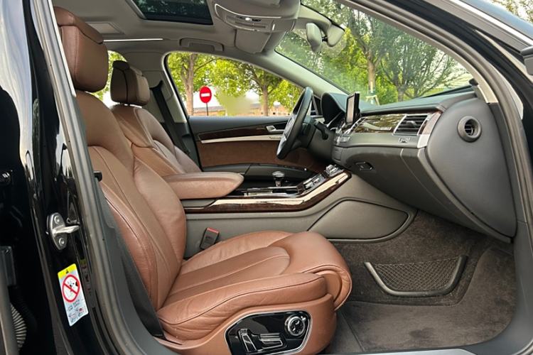 Used Audi A8 2016 A8L 45 TFSI quattro Comfort model
