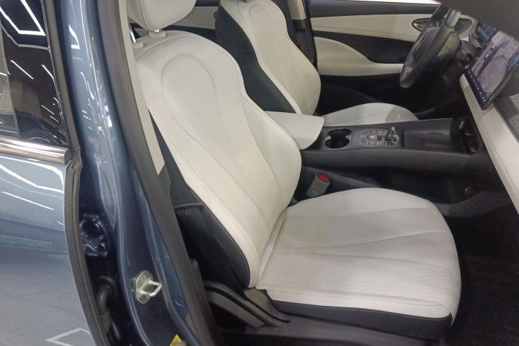 Used BYD Seal 05 DM-i 2025 DM-i Intelligent Drive 120KM Flagship Model Right Front Seat