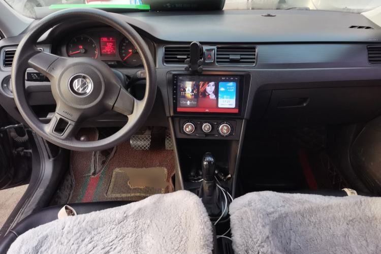 Used Volkswagen Santana 2015 1.6L Automatic Fashion Edition