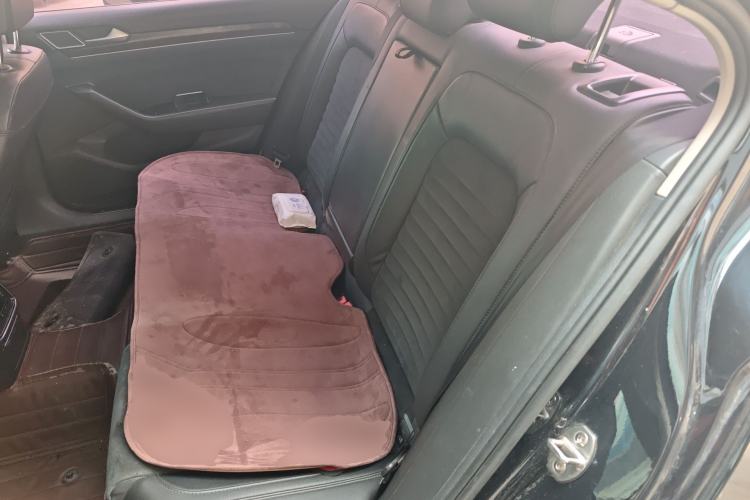 Used Volkswagen Magotan 2018 330TSI DSG Luxury Model Left Rear Seat