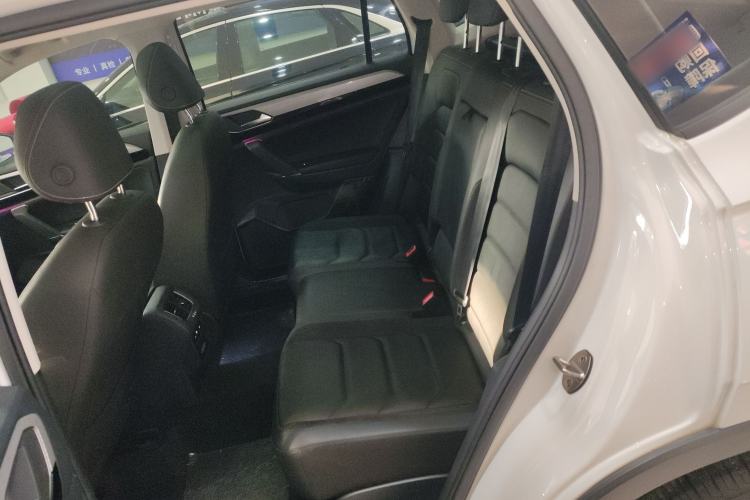 Used Volkswagen Tayron 2019 330TSI Two-Wheel Drive Luxury Model China VI Standard
