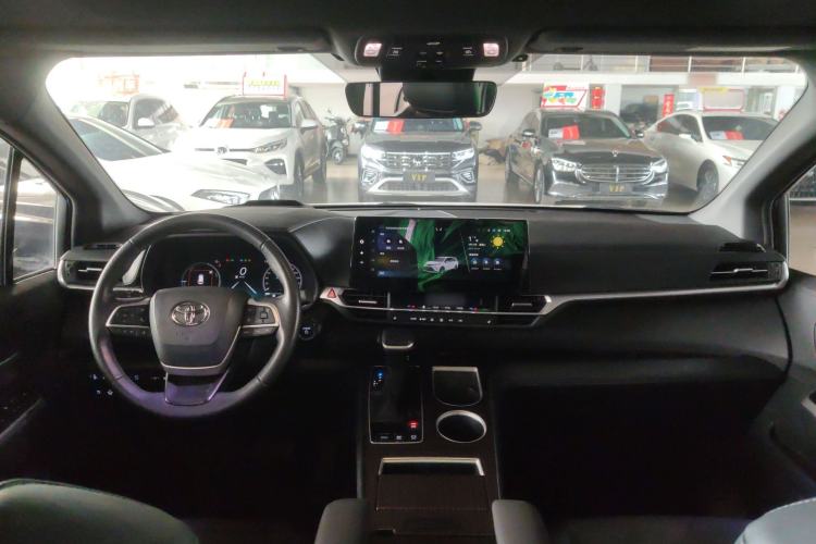 Used Toyota Granvia 2024 2.5L Hybrid Prestige PLUS Edition Center Console