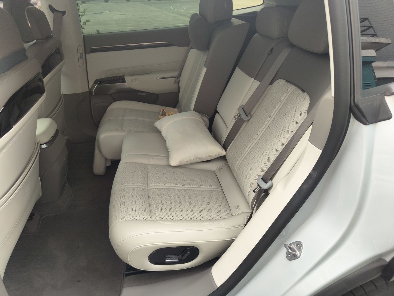 Zeekr 7X 2025 75 kWh Rear-Wheel Drive Intelligent Driving Version — снимка 17