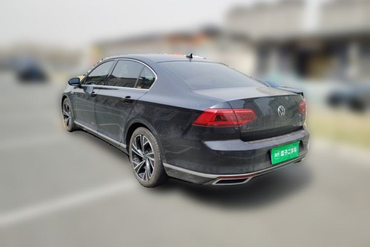 Used Volkswagen Magotan 2021 330TSI DSG 30th Anniversary Edition
