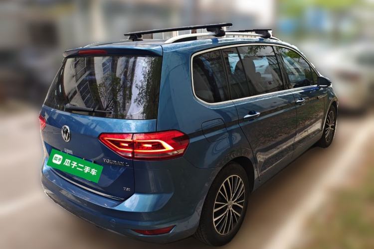 Used Volkswagen Touran 2018 Volkswagen Touran L 280TSI DSG Luxury Edition 7 Seats