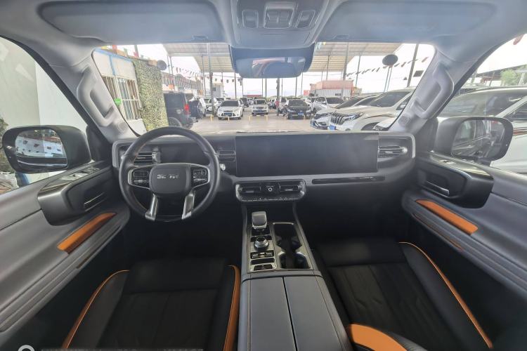 Used BAIC Off-Road BJ40 2024 2.0T All-New Urban Hunter Edition Chivalrous Style