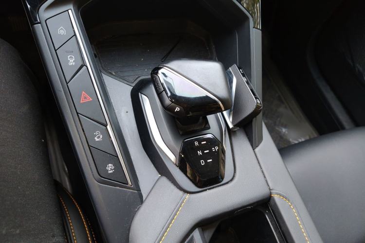 Used Lynk & Co 06 EM-P 2022 PHEV 84 km Range Pro Version