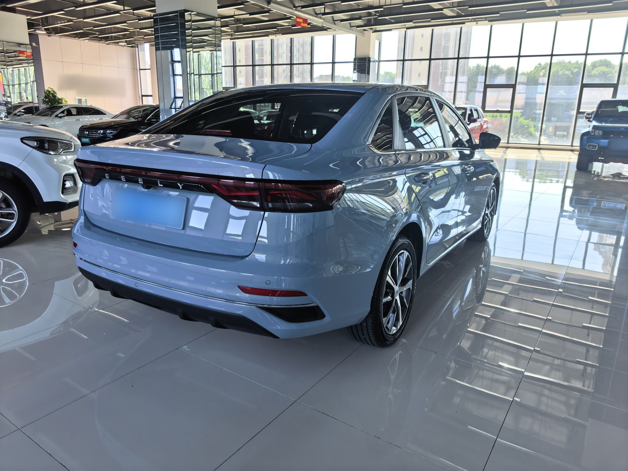 Geely Auto Emgrand 2023 4th Generation Champion Edition 1.5L CVT Prestige Model — снимка 7