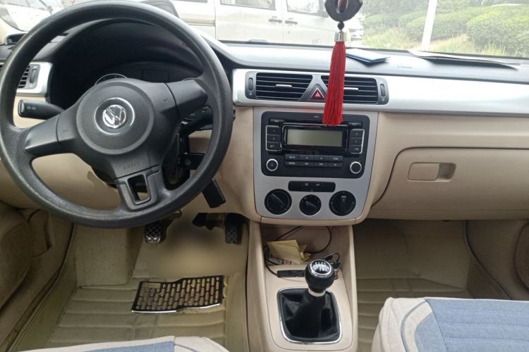 Used Volkswagen Bora 2011 1.6L Manual Fashion Edition
