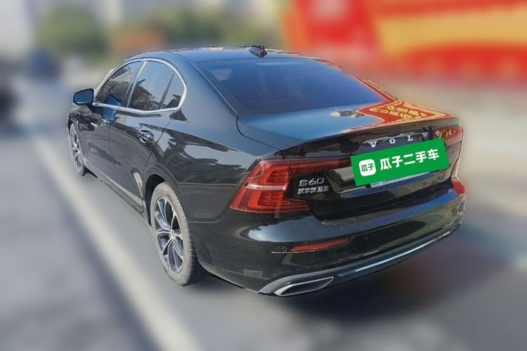 Used Volvo S60 2021 T4 Zhiyi Luxury Edition

