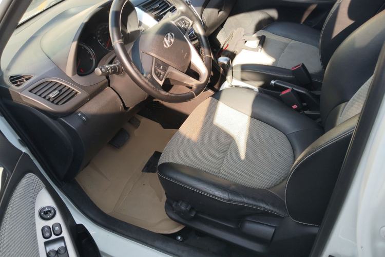 Used Hyundai Verna Ray 2014 1.6L Automatic TOP