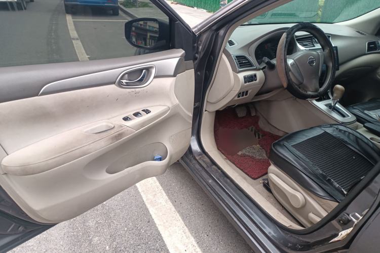 Used Nissan Sylphy 2012 1.6XE CVT Comfort Edition Driver Seat