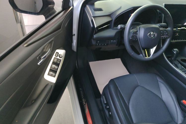 Used Toyota Avalon 2022 2.0L Luxury Edition