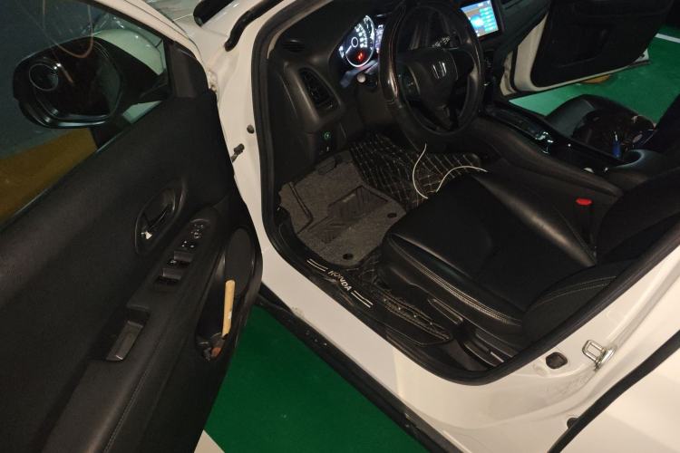 Used Honda Vezel 2017 1.5L CVT 2WD Comfort Model Driver Seat