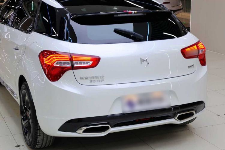 Used DS 5 2018 30THP P-Line Sport Model