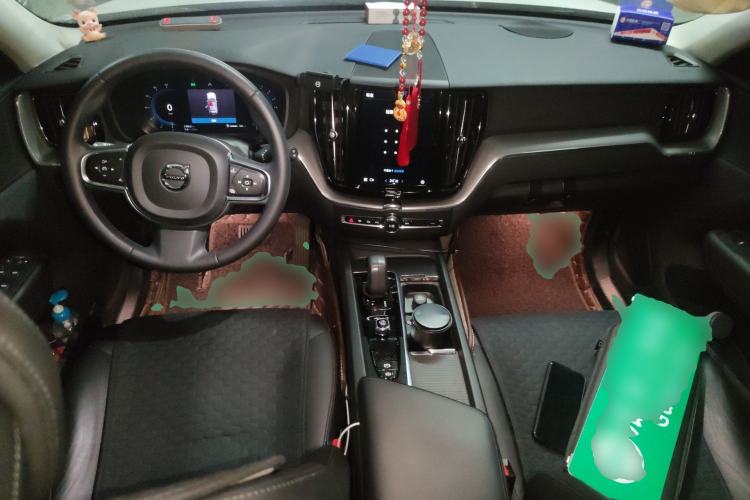 Used Volvo XC60 2022 B5 4x4 Zhiyi Luxury Edition