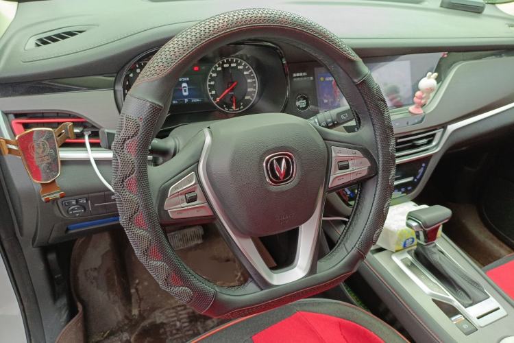 Used CHANGAN CS35PLUS 2019 1.4T DCT Chuanlian Blue Whale Edition
