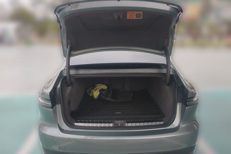 Used Nio ET7 2022 75 kWh Trunk