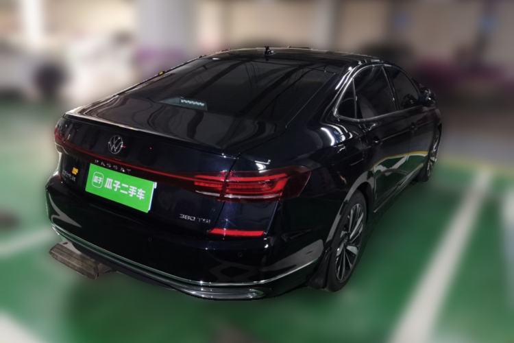 Used Volkswagen Passat 2025 Premium Version 380TSI Dragon Edition
