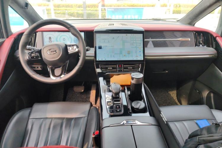 Used GAC Trumpchi M8 2023 Zongshi Series Dual-Motor YuZun Edition Center Console