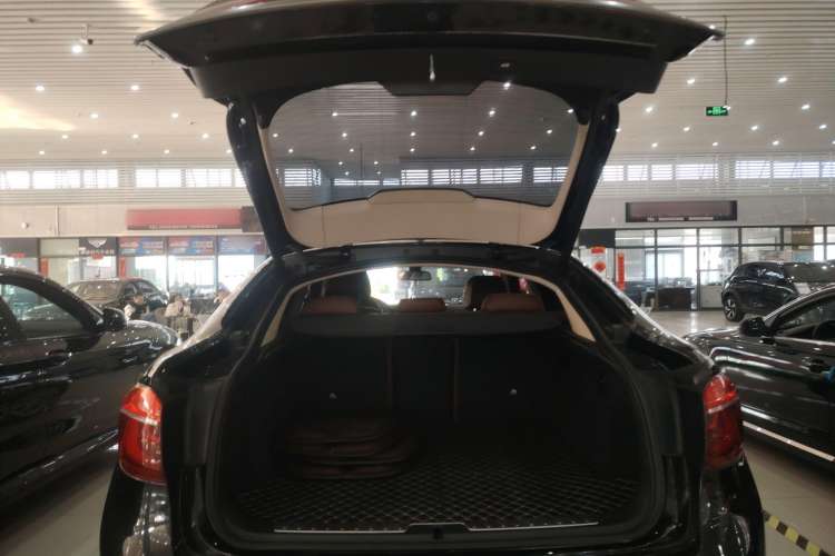 Used BMW X6 2018 xDrive28i